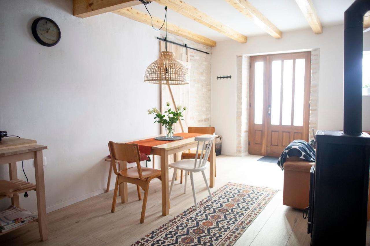 Little House - Hiska Villa อิซอลา ภายนอก รูปภาพ